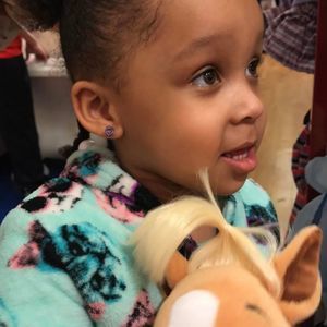 Meet your Posher, Danielle